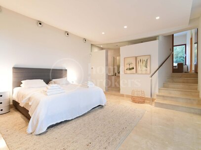 Casa Blanca - Panoramic La Concha and Mediterranean Sea View
