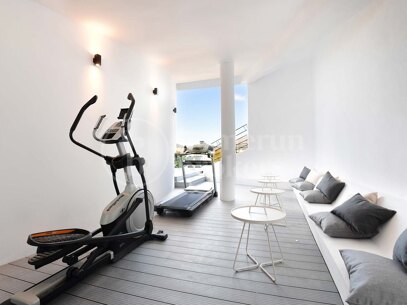 Casa Blanca - Panoramic La Concha and Mediterranean Sea View