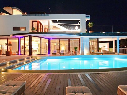 Casa Blanca - Panoramic La Concha and Mediterranean Sea View