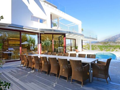 Casa Blanca - Panoramic La Concha and Mediterranean Sea View