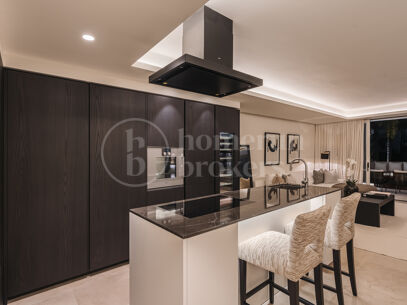 Apartment Aura 7 - Luxury Living in Puente Romano