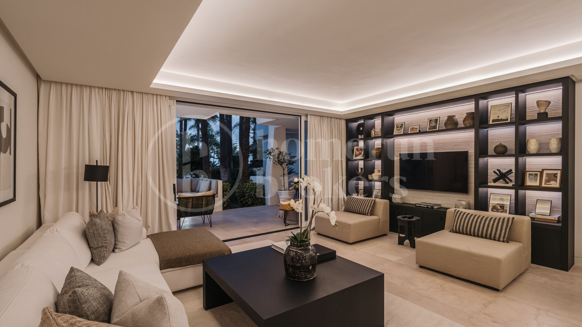 Apartment Aura 7 - Luxury Living in Puente Romano