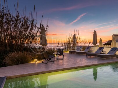 Villa Costabella - Frontline Beach in Marbella East