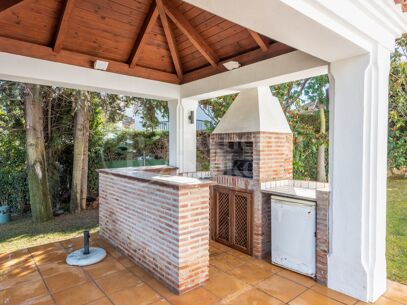Casa Las Brisas - Renovated Villa in Las Brisas, Nueva Andalucia