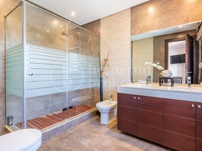 Casa Las Brisas - Renovated Villa in Las Brisas, Nueva Andalucia