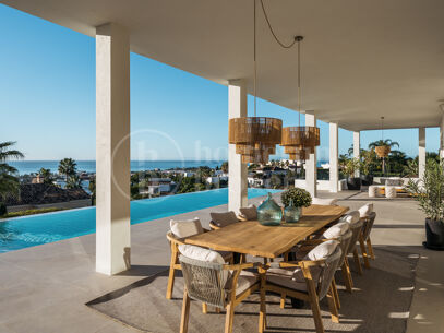 Villa Olivia - Impressive Family Home in Los Flamingos