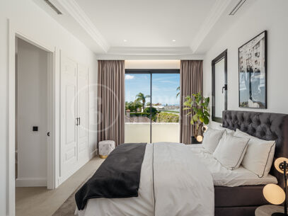 Villa Olivia - Impressive Family Home in Los Flamingos