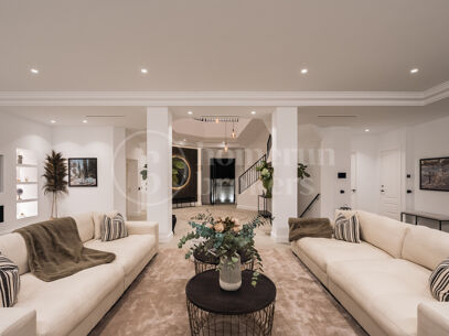 Villa Olivia - Impressive Family Home in Los Flamingos