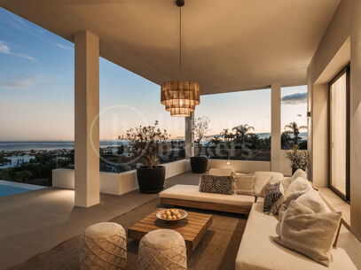 Villa Olivia - Impressive Family Home in Los Flamingos