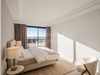 Villa Olivia - Impressive Family Home in Los Flamingos