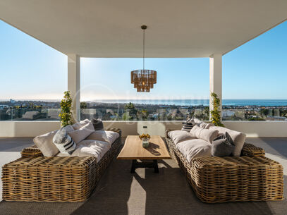 Villa Olivia - Impressive Family Home in Los Flamingos