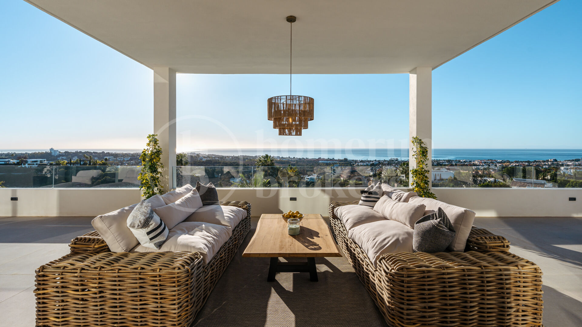 Villa Olivia - Impressive Family Home in Los Flamingos