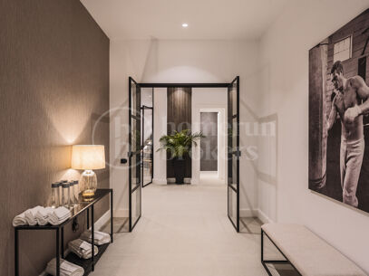 Villa Olivia - Impressive Family Home in Los Flamingos
