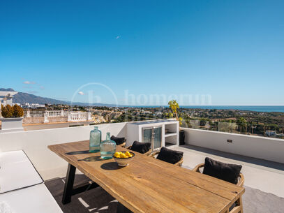 Villa Olivia - Impressive Family Home in Los Flamingos