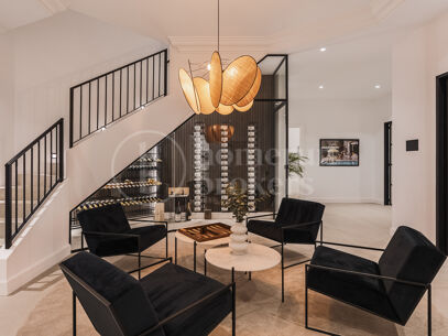 Villa Olivia - Impressive Family Home in Los Flamingos
