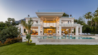 Villa Albinoni - Brand New Villa in Sierra Blanca, Marbella