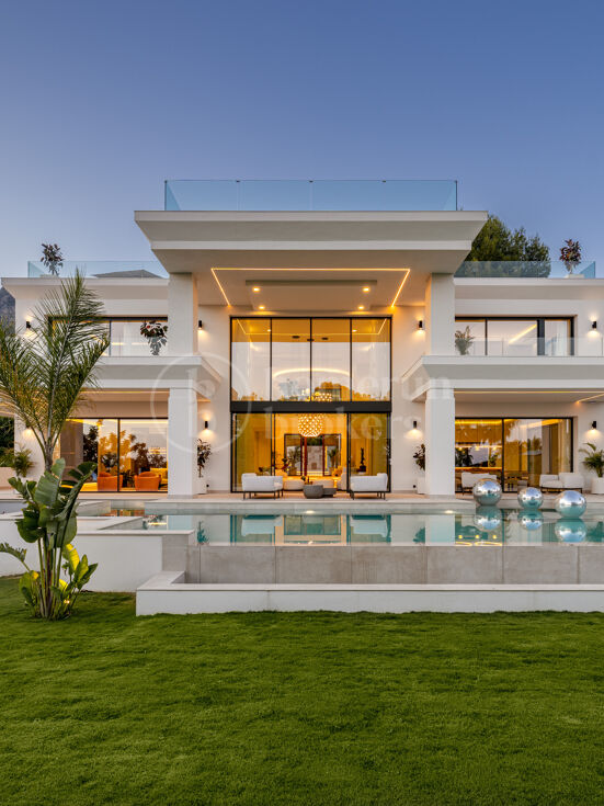Villa Albinoni - Brand New Villa in Sierra Blanca, Marbella