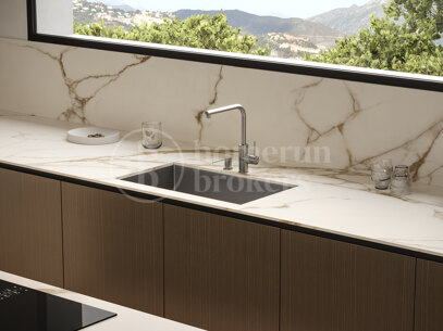 Penthouse Sky - Panoramic Sea Views Penthouse in Benahavis