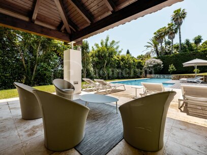 Villa Limeña - Modern Villa with Stunning Sea Views on Marbella’s Golden Mile