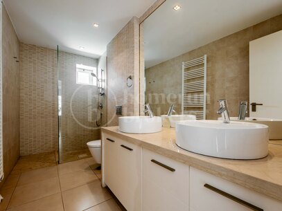 Villa Limeña - Modern Villa with Stunning Sea Views on Marbella’s Golden Mile