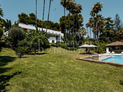 Villa Limeña - Modern Villa with Stunning Sea Views on Marbella’s Golden Mile