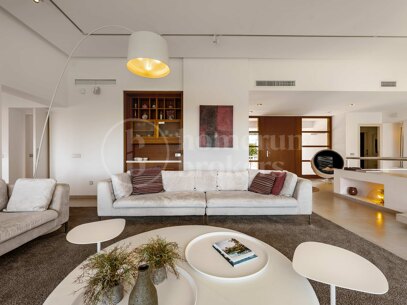 Villa Limeña - Modern Villa with Stunning Sea Views on Marbella’s Golden Mile
