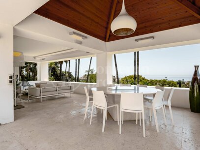 Villa Limeña - Modern Villa with Stunning Sea Views on Marbella’s Golden Mile