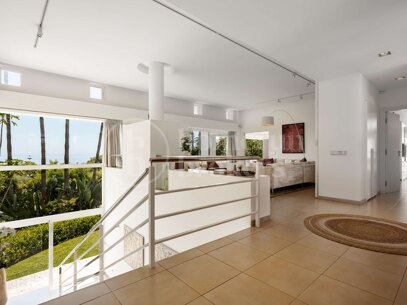 Villa Limeña - Modern Villa with Stunning Sea Views on Marbella’s Golden Mile