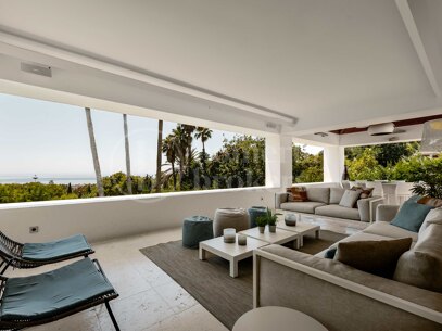 Villa Limeña - Modern Villa with Stunning Sea Views on Marbella’s Golden Mile