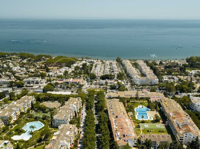 Villa Limeña - Modern Villa with Stunning Sea Views on Marbella’s Golden Mile
