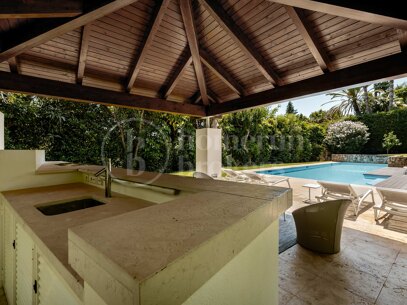 Villa Limeña - Modern Villa with Stunning Sea Views on Marbella’s Golden Mile