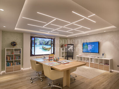 La Casa Blanca - Modern Mansion and Guest house in the New Golden Mile