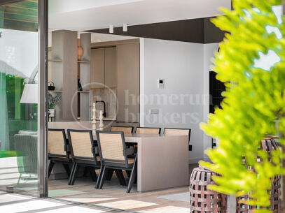 Villa Minoo - Villa with Sea Views in El Paraiso, Benahavis