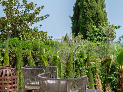 Villa Minoo - Villa with Sea Views in El Paraiso, Benahavis