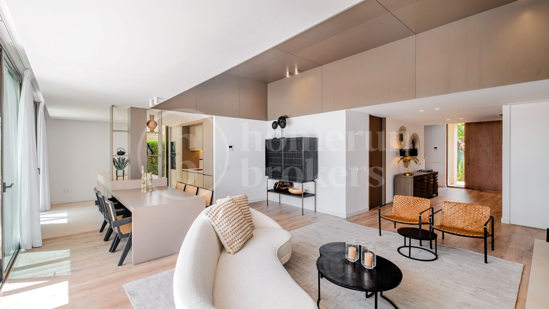 Villa Minoo - Villa with Sea Views in El Paraiso, Benahavis