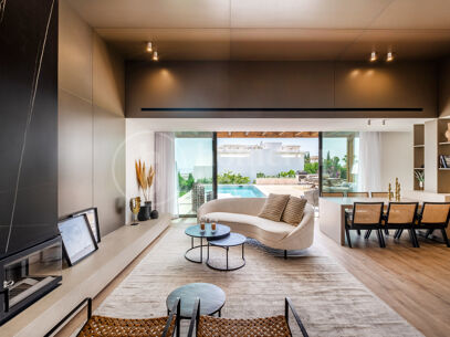 Villa Minoo - Villa with Sea Views in El Paraiso, Benahavis