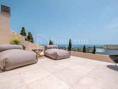Villa Minoo - Villa with Sea Views in El Paraiso, Benahavis