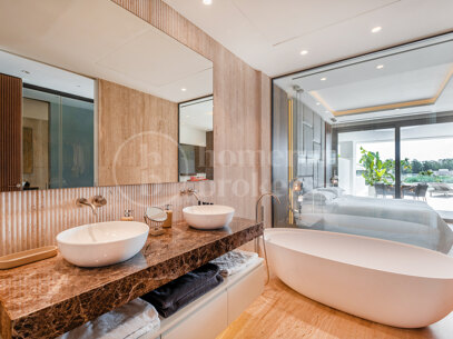 Casa Fendi - Duplex Ground Floor Apartment in Epic, Marbella Golden Mile