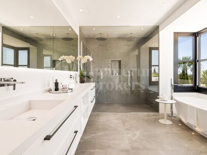 Villa Cerquilla - Villa med havsutsikt i La Cerquilla, Nueva Andalucia, Marbella