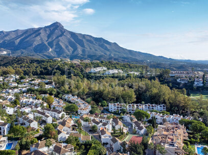 El Naranjal - Townhouse in Nueva Andalucia, Marbella
