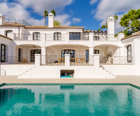 Villa Madroñal - Andalucian style villa in El Madroñal, Benahavís