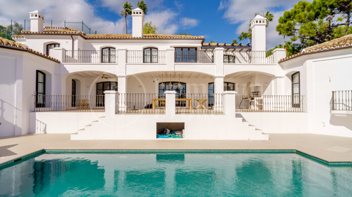 Villa Madroñal - Andalucian style villa in El Madroñal, Benahavís