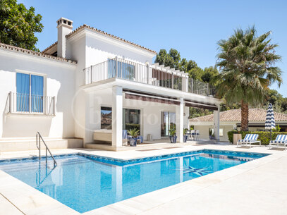 Renovated Villa situated in Cascada de Camoján