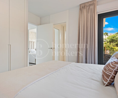 Townhouse Banus Bay - Contemporary Luxury steps from the beach in Puerto Banus