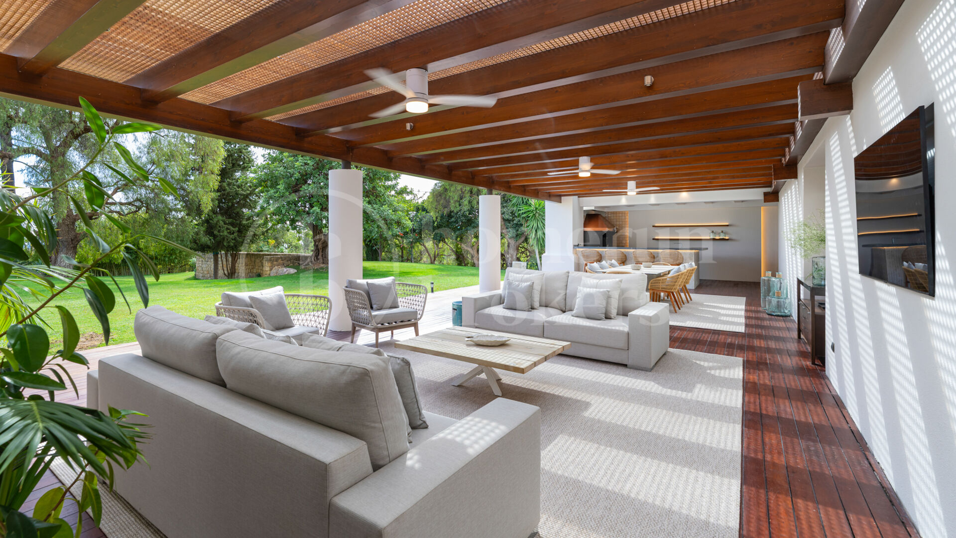 Villa Cascada de Camojan - Remarkable Estate in Gated Community