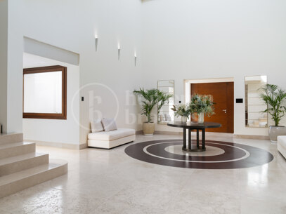 Villa Cascada de Camoján - Enastående fastighet i ett gated bostadsområde
