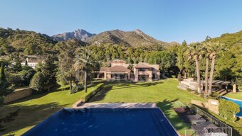 Villa El Cielo - Remarkable Estate in Cascada de Camojan