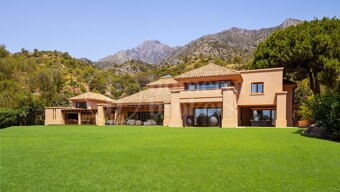 Villa El Cielo - Remarkable Estate in Cascada de Camojan