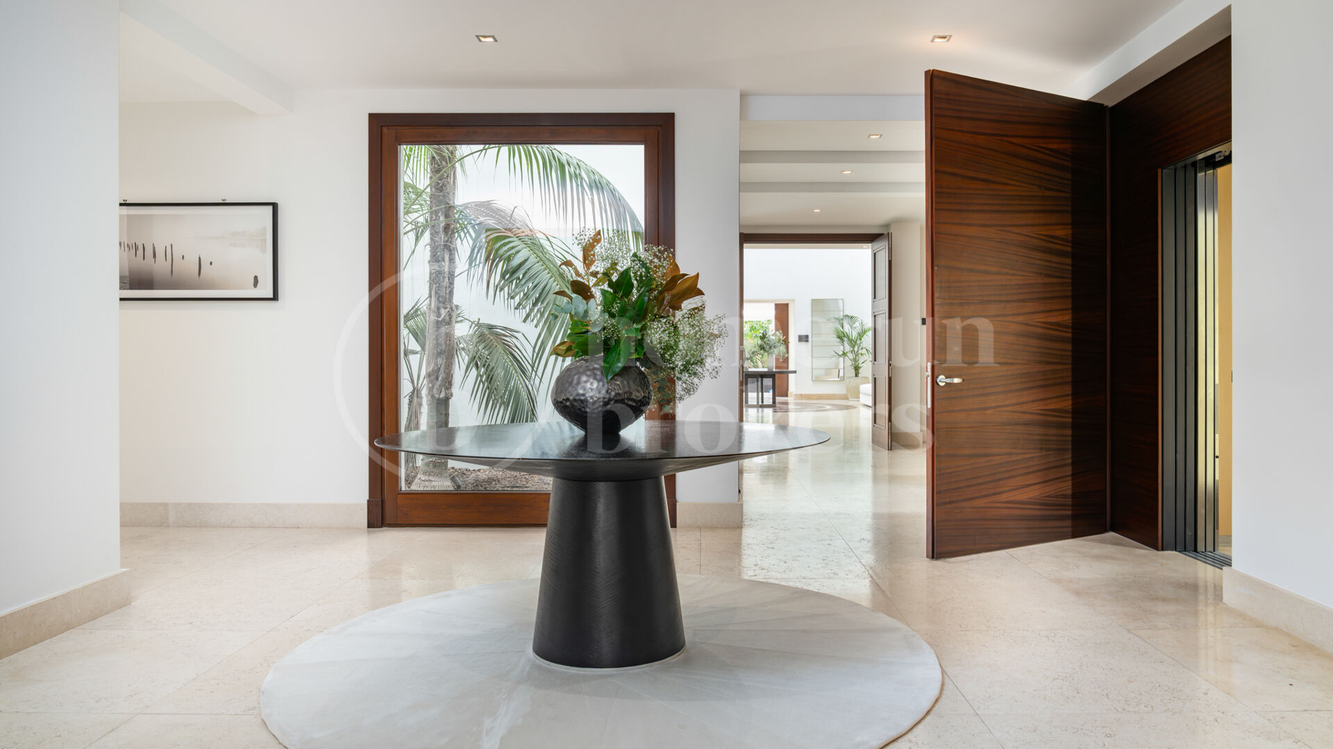 Villa Cascada de Camojan - Remarkable Estate in Gated Community