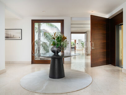 Villa Cascada de Camojan - Remarkable Estate in Gated Community